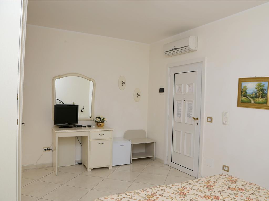 Hotel L'Airone à Margherita Di Savoia Extérieur photo
