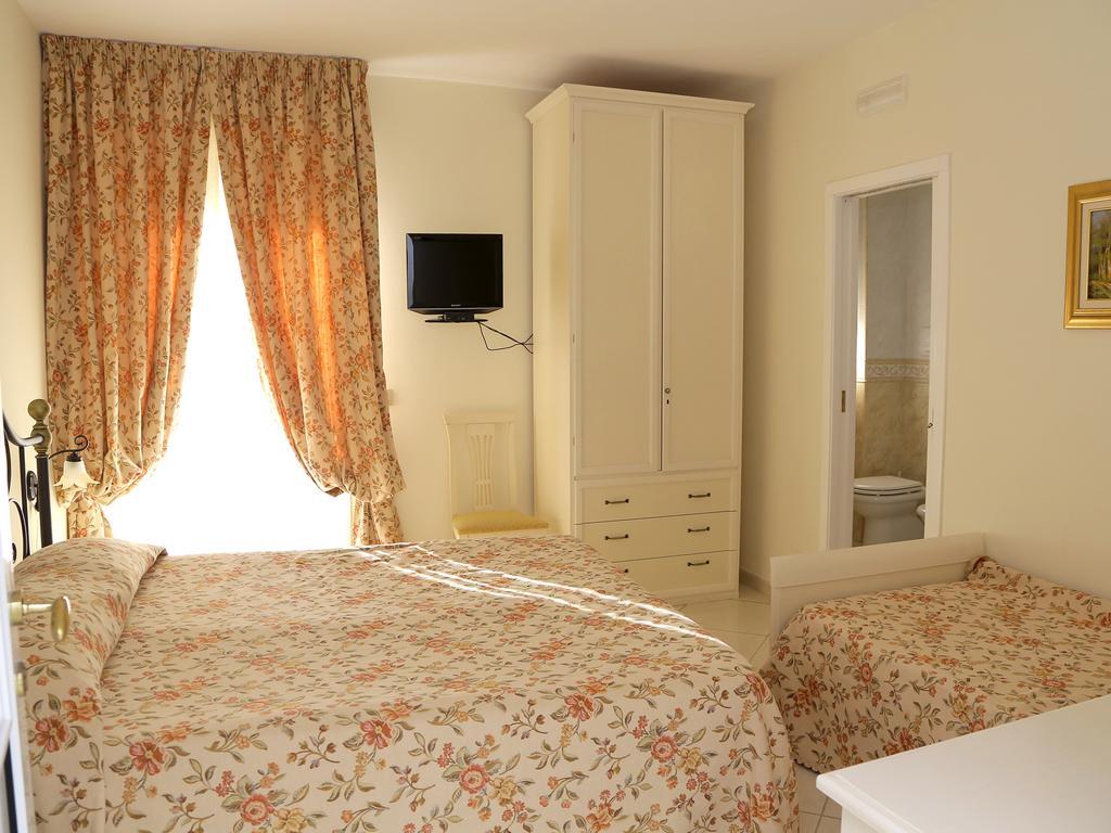 Hotel L'Airone à Margherita Di Savoia Extérieur photo